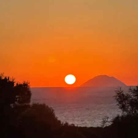 Hola House Baia Fenicia Vulcano (Isola)