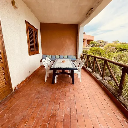 Hola House Baia Fenicia * Vulcano (Isola)
